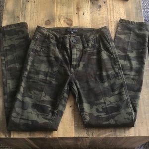 Sanctuary Heritage Camo Legging Skinny Jean 27